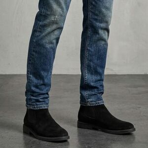 Steve Madden suede chelsea boots